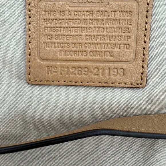 Coach 21193 Legacy Archive Leather Bucket Bag - Picture 12 of 12